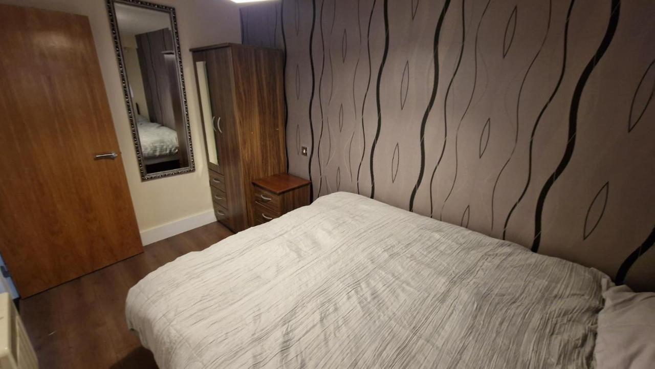 Two Bedroom Apartment, Birmingham City Centre B1 Zewnętrze zdjęcie