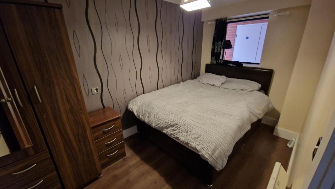 Two Bedroom Apartment, Birmingham City Centre B1 Zewnętrze zdjęcie
